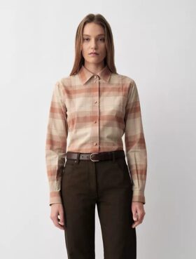 Scarlett-ruudullinen napituspaita