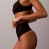 Second Skin -tasoittava Thong Second Skin -tasoittava Thong