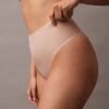 Second Skin -tasoittava Thong Second Skin -tasoittava Thong