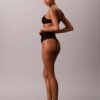 Second Skin -tasoittava Thong Second Skin -tasoittava Thong
