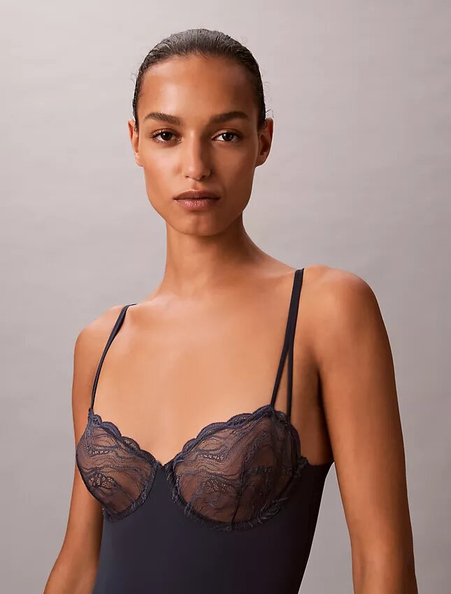 Sensual Stretch Lace Bodyt Sensual Stretch Lace Bodyt