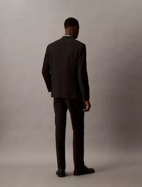 Slim Fit -pukuhousut
