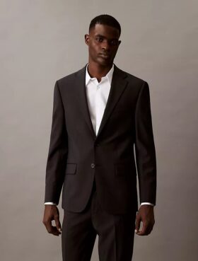 Slim Fit -pukutakki