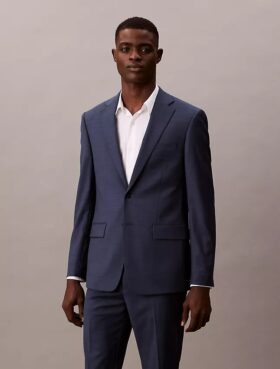 Slim Fit -pukutakki