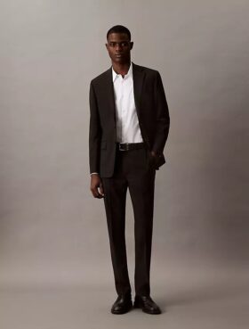 Slim Fit -pukutakki