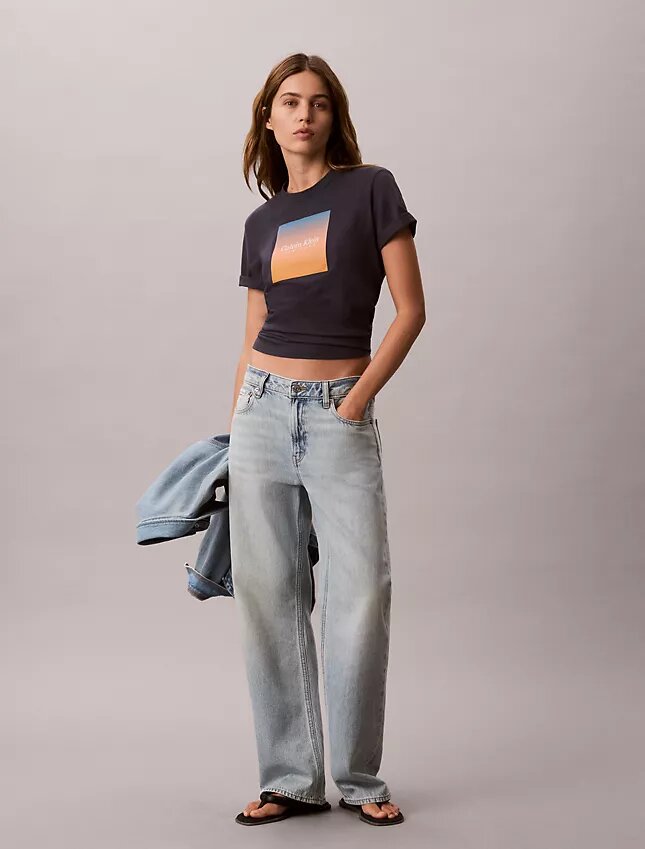 Sunset Graphic Classic -paita Sunset Graphic Classic -paita