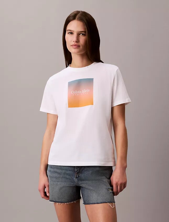 Sunset Graphic Classic -paita Sunset Graphic Classic -paita