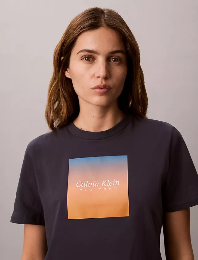 Sunset Graphic Classic -paita Sunset Graphic Classic -paita