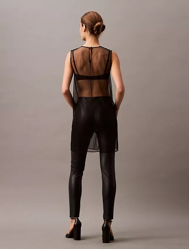 Tekonahkaiset leggingsit Tekonahkaiset leggingsit