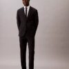 Teräksenvärinen yksivärinen slim fit -paita napit edessä