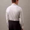 Tyylikäs, joustava slim fit -paita napit edessä Tyylikäs, joustava slim fit -paita napit edessä
