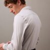 Tyylikäs, joustava slim fit -paita napit edessä Tyylikäs, joustava slim fit -paita napit edessä