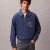 Varsity-monogram-logolla varustettu neljännesvetoketjullinen collegepaita Varsity-monogram-logolla varustettu neljännesvetoketjullinen collegepaita