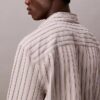 Viskoosi-nylon-sekoitteinen raidallinen rento napituspaita Viskoosi-nylon-sekoitteinen raidallinen rento napituspaita