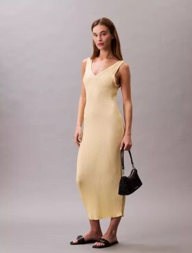 Viskosinen ribbineuleinen midimekko Viskosinen ribbineuleinen midimekko