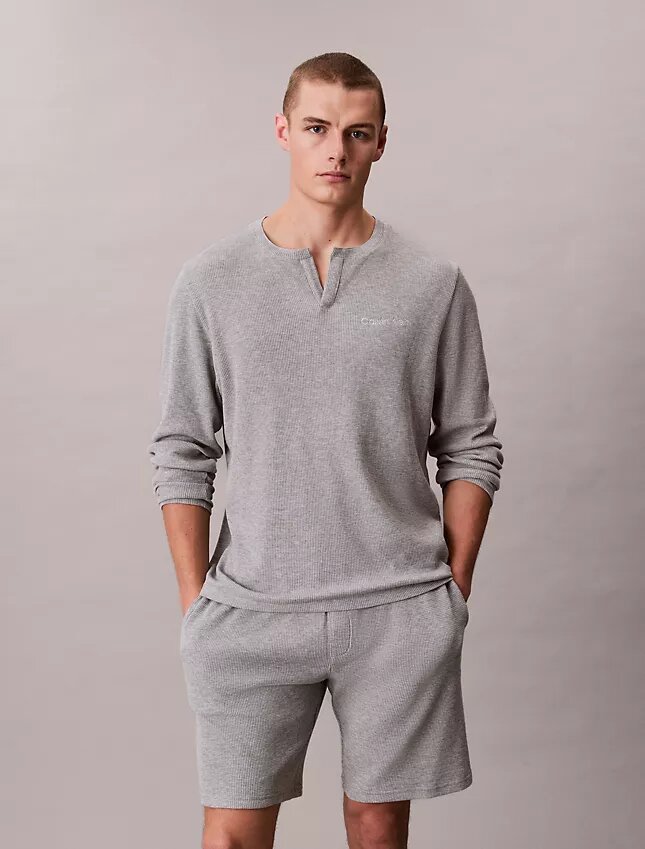 Vohvelineulottu Henley-yöpaita Vohvelineulottu Henley-yöpaita