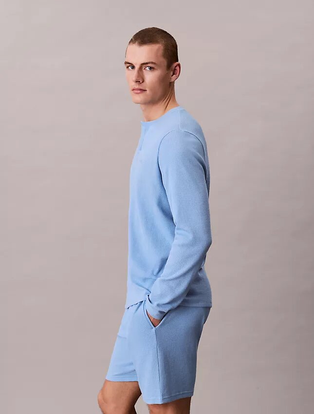 Vohvelineulottu Henley-yöpaita Vohvelineulottu Henley-yöpaita